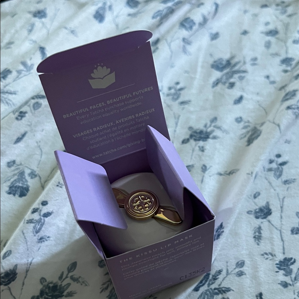 Tatcha Kissu Lip Mask in Peachy Pink - Picture 4 of 5